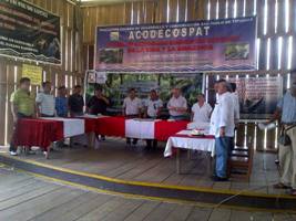 Apus se reunieron con Congresistas de la Repóblica