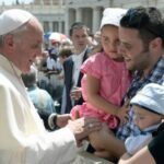 Atienden a 460 familias vulnerables con kits de alimentos e higiene en distritos Yanaoca y Sicuani